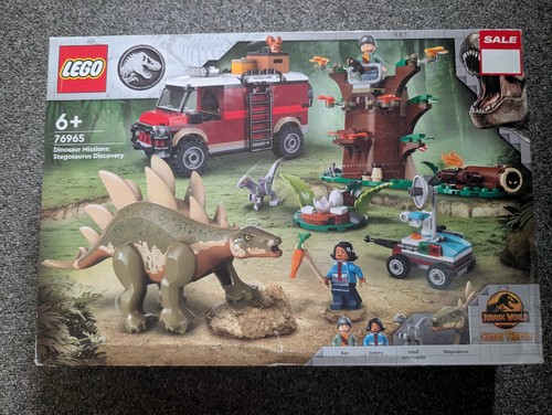Lego jurassic world - world:, dinosaur