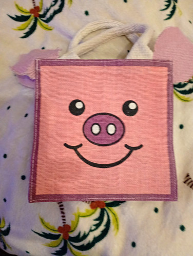 Pink pig face small - face, hessian