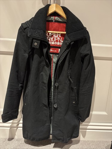 Superdry double black - black, label