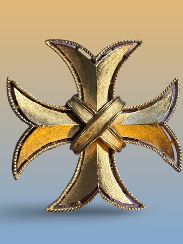 Crown trifari gold tone - crown, gold-tone