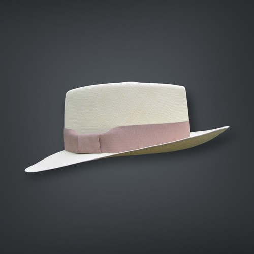 Genuine panama hat montecristi - panama,
