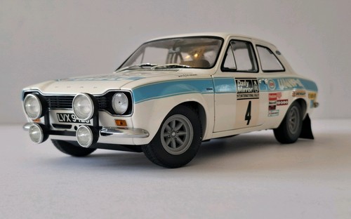 Minichamps 1972 ford - 1:18,