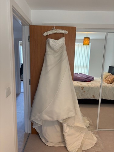 Ellis ivory strapless line - ellis,