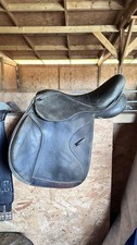 Shires Optimus Jump Saddle