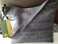 BNWT ROWALLAN HANDMADE NAVY