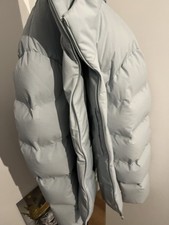 Uniqlo Men's Seamless Down