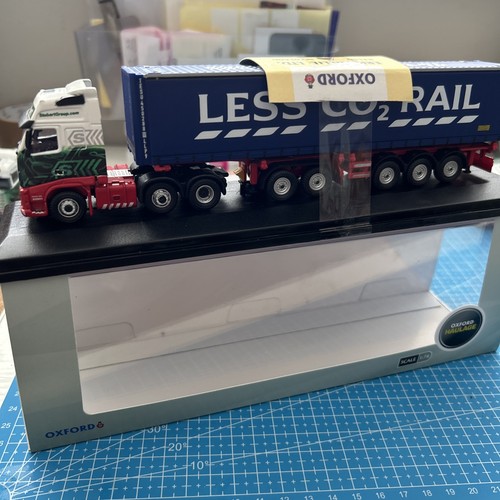 Oxford diecast stobart - oxford,