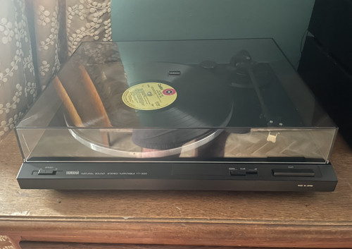 Yamaha 300 turntable - yamaha, tt-300