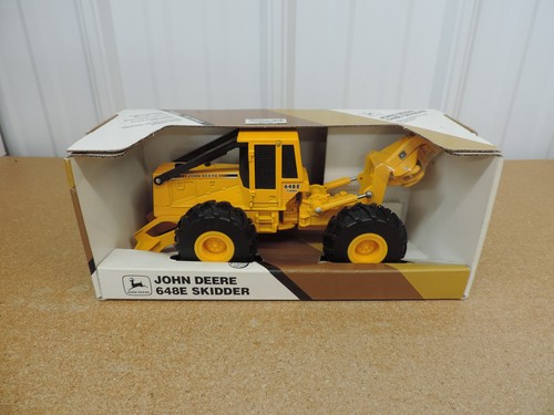 John deere 648e skidder 32 - 648e, 1/32