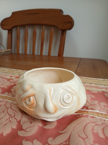 Sylvac bread sauce face - face, pot
