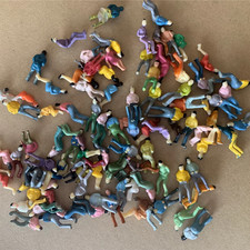 Seated model railway SITTING SEATED people figure painted  HO gauge 1:87