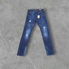 Voi London Harvey Distressed