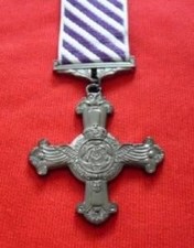 MEDALS - BRITISH GVI. DISTINGUISHED FLYING CROSS ( DFC ) - FULL SIZE.