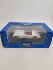 MGA Roadster & soft top hood. White 1/18 Revell 08455 Die Cast Model Car Vintage