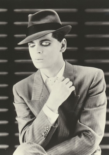 Gary numan 1970s holland - [holland],
