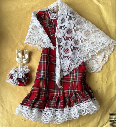 Vintage sindy doll - vintage, tartan