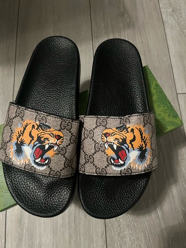 Gucci sliders - gucci,