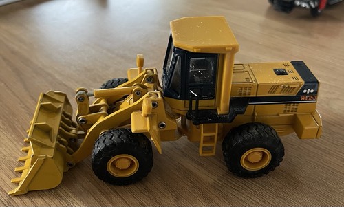 Shinsei komatsu wa350 loading - shinsei,