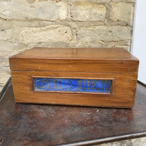 Antique regina needles wooden - regina,