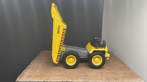 Tonka metal movers tipper - metal,