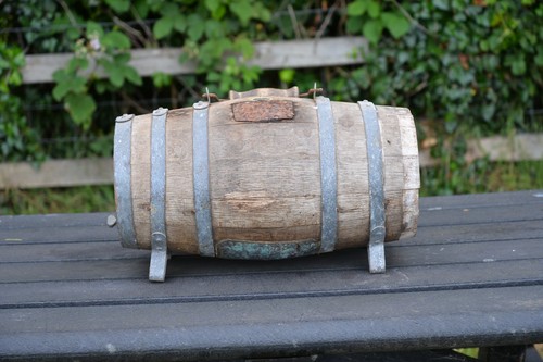 Vintage barrel old oval wooden
