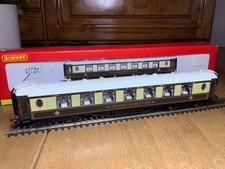 Hornby R4144 Pullman 3rd Class