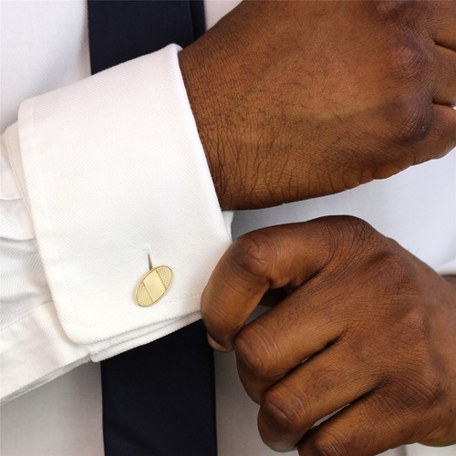 9ct gold patterned - gold, oval