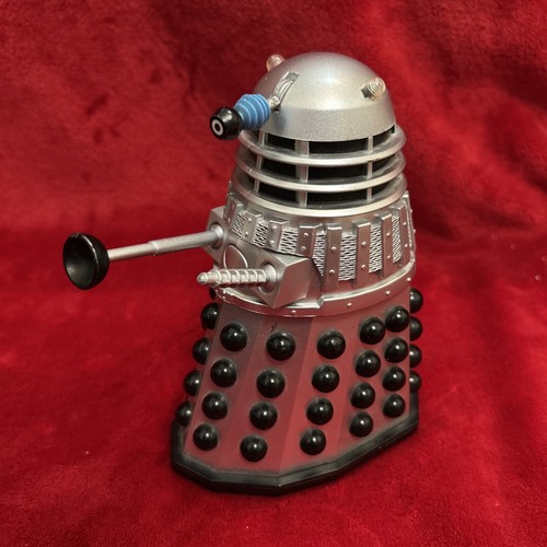 Doctor who dalek 2001 - dalek,