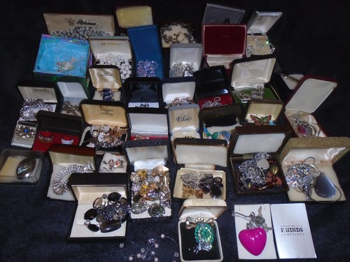 Vintage costume jewellery job - costume,