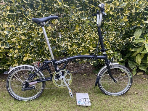 Brompton folding bike - folding,
