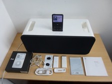 Apple iPod Classic 160Gb With Apple iPod Hifi