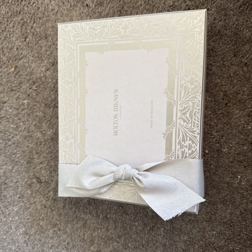 Molton brown floral - molton,