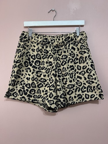 Oas women shorts - size, xl