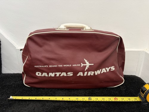 Vintage qantas airways - qantas,