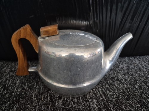 Picquot ware teapot - ,