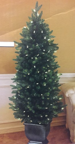 5ft pre lit - 4.5ft, led