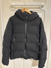 Uniqlo Seamless Down Parks