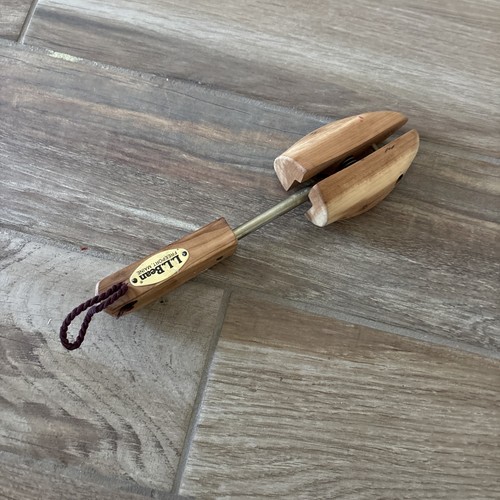 Bean cedar wood wooden tree - bean,