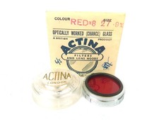 ACTINA 32mm Push-On Filter Holder Set with Red x8 Glass Lens