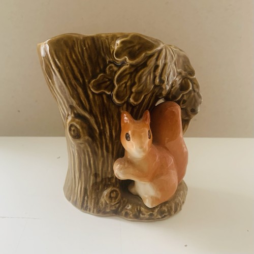 Sylvac squirrel figure with - sylvac,