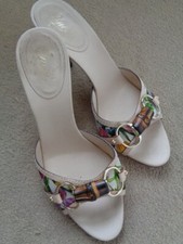 GUCCI MULTICOLOUR FLORAL PRINT CANVAS KITTEN HEEL SHOES WITH BAMBOO HORSEBIT - 2