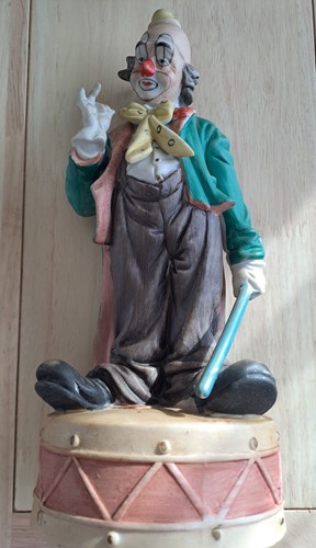 Genuine porcelain made - , j