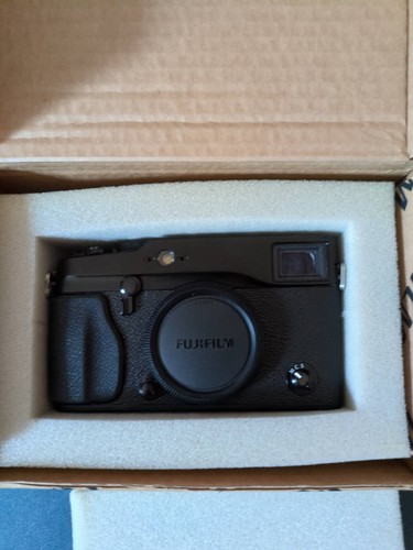 Fujifilm pro1 black boxed - black,