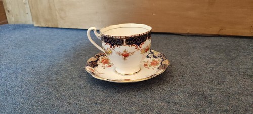 Royal standard bone china - royal,