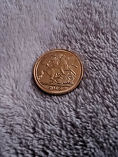 QUEEN ELIZABETH II   2015   22CT GOLD PLATED  BRITISH SOVEREIGN COIN. 