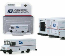 2013 INTERNATIONAL DURASTAR BOX TRUCK "USPS" 1/64 DIECAST BY GREENLIGHT 33090 B