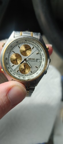 Seiko quartz chronograph - seiko,