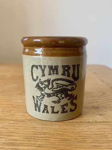 Small vintage cymru - vintage,