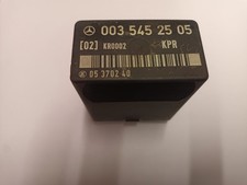 MERCEDES W126 SALOON/COUPE SEC FUEL PUMP RELAY GENUINE NOT  CHEAP COPY USED