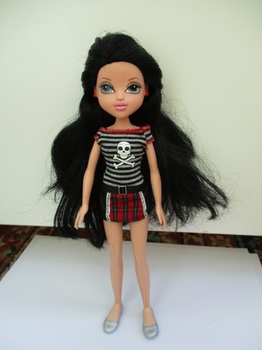 Moxie girlz doll with - moxie,